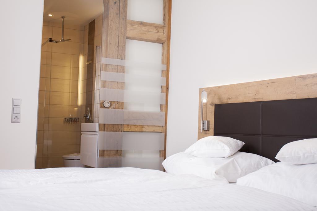 Gasthof Landhotel Hirsch Ostrach Ngoại thất bức ảnh